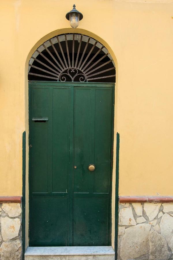 De Valois Apartment Palermo Exterior photo